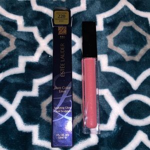 Estée Lauder - Suggestive Kiss